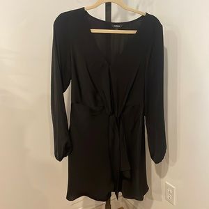 Black express dress- size M- worn 1-2x… tie at waist, slight balloon sleeve.